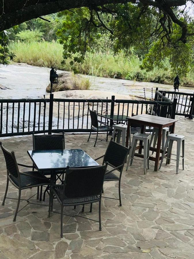 האזיביו Inyamatane Luxury Lodge מראה חיצוני תמונה