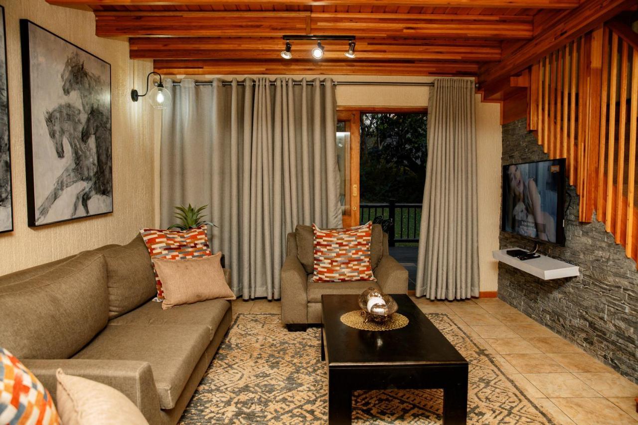 האזיביו Inyamatane Luxury Lodge מראה חיצוני תמונה