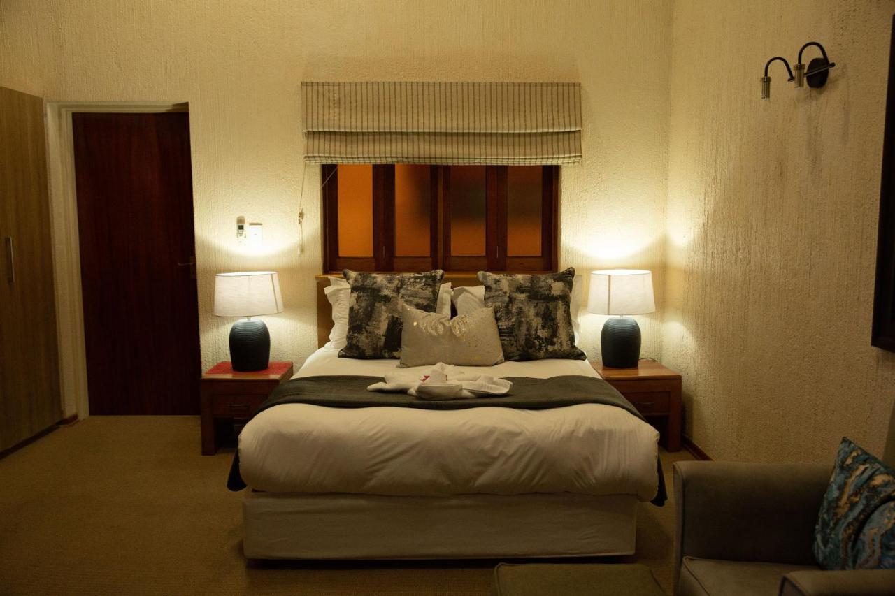 האזיביו Inyamatane Luxury Lodge מראה חיצוני תמונה